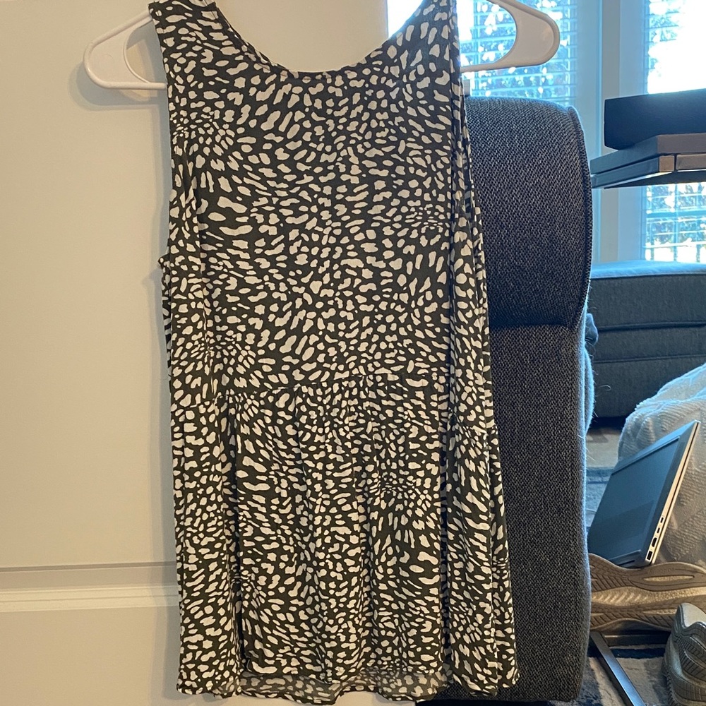Loft Olive and White Patterned Sleeveless Top
